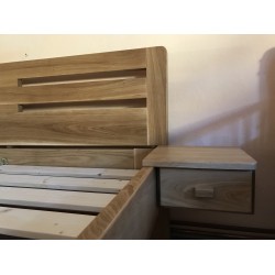 Postel z masivu Julie