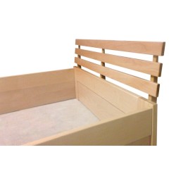 Postel z masivu Helen s úložným prostorem