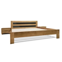 Postel z masivu se sklem Pavlína