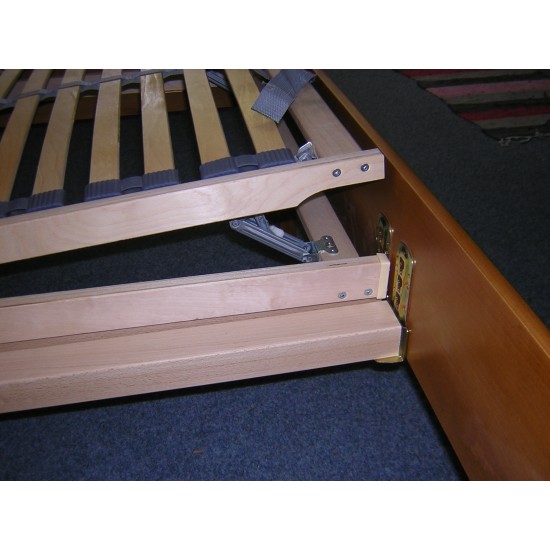 Postel z masivu Klára