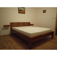 Postel z masivu Aida